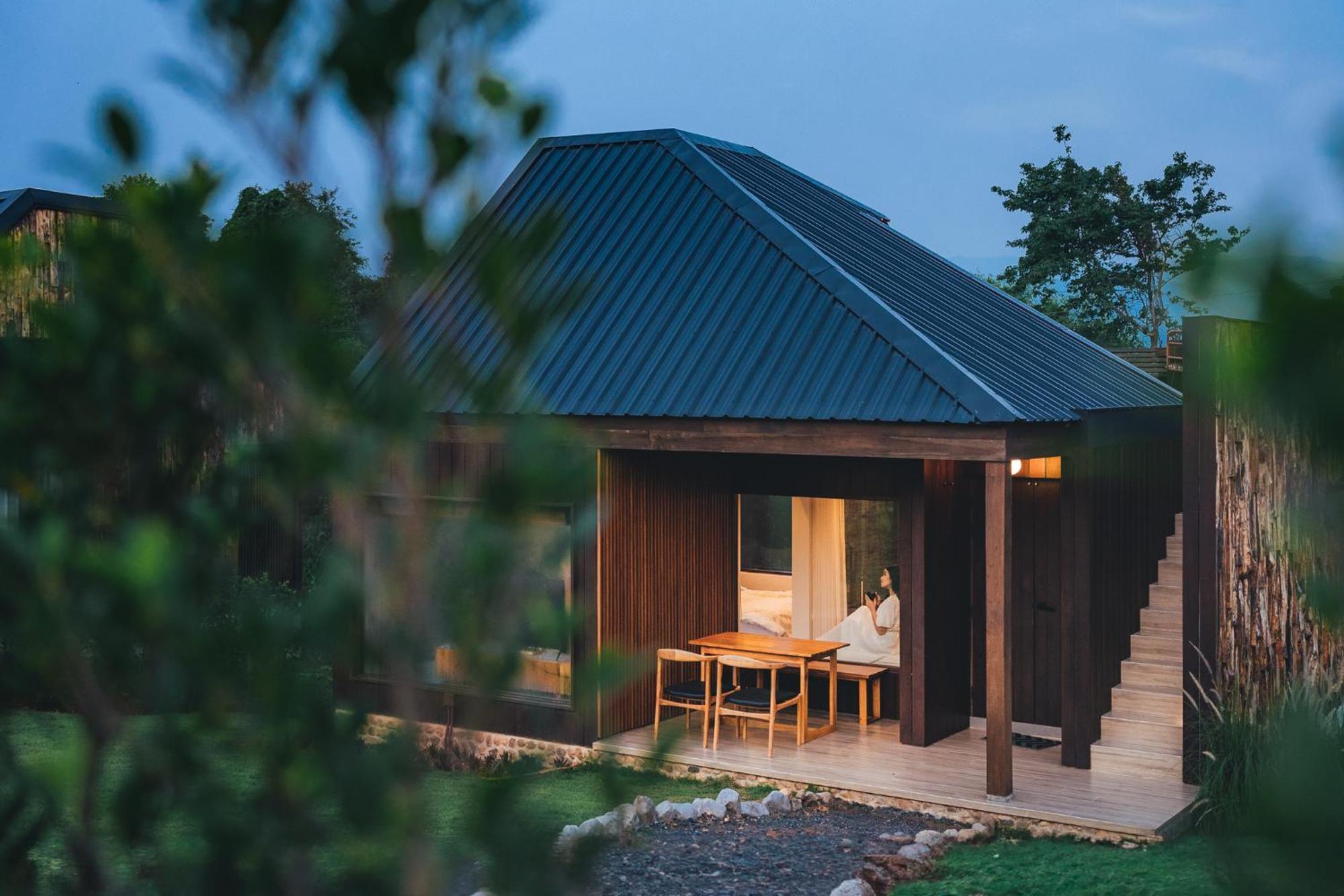 The Campian Hotel Chiang Mai Exterior photo